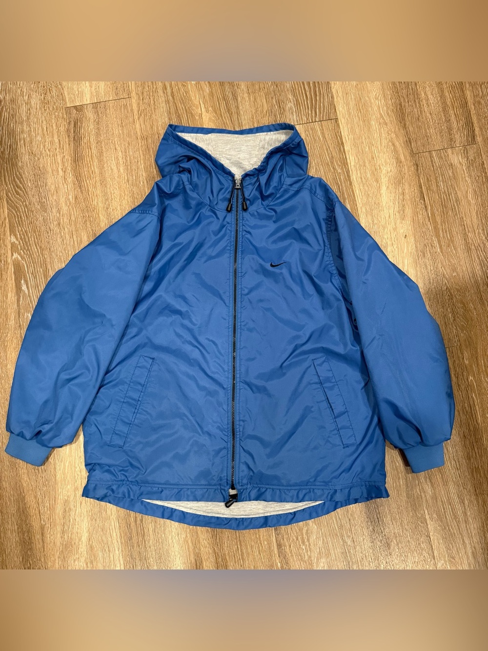 Y2K Nike windbreaker